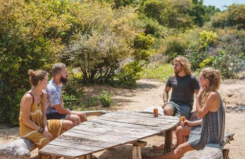 Lahugala Cama Y Desayuno | Jungle Surf Camp