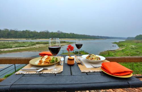 Bharatpur Complejo | Jungle Villa Resort - Near Chitwan National Park