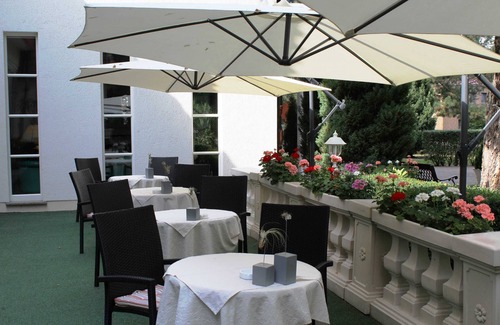 Plau am See Casa | Junior Suite en el Parque Chalet - Parkhotel Kl��schenberg