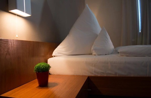 Warmensteinach Casa | Junior suite, shower, WC, balcony - Hotel Restaurant Brigitte