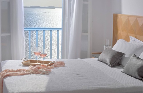 Agios Stefanos Casa | Junior Suite with Sea View