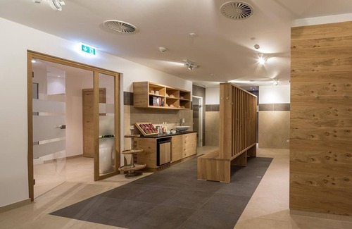 Leopoldskron-Moos Casa | Junior suite con ducha o Baño, WC - Frauenschuh, Hotel Garni