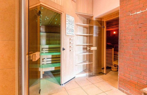 Muritz Otro | Juniorsuite Müritzblick Orangerie Seeseite - Seehotel Schloss Klink