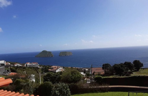 Angra do Heroismo Apartamento | Apartamento Juniperus, Balcón, Jardín