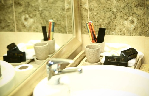 Kirkos Hotel | Jupiter International Hotel Cazanchis