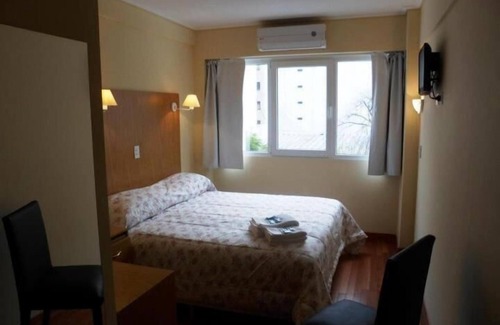 Belgrano Hotel | Juramento de Lealtad Townhouse Hotel