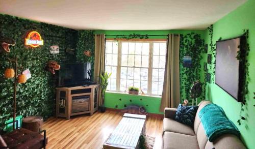 Hancock Apartamento | Jurassic Dino Suite Jiminy-Must See Sleeps 4
