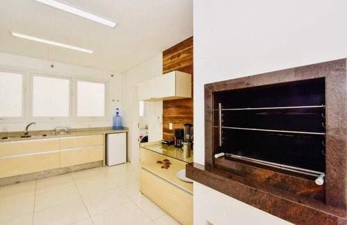 Jurere Internacional Casa | Jurerê Internacional - Mansion 200m from the beach.
