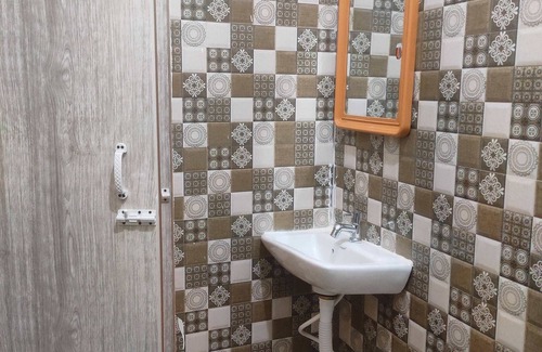 Kushalnagar Casa | Just 2 minutes from NISARGADAMA . Family friendly and couple friendly homestay..