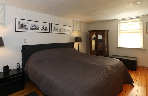 Schoorldam Casa | Just 8 km from the beach, close to the water, beautiful and sunny terrace