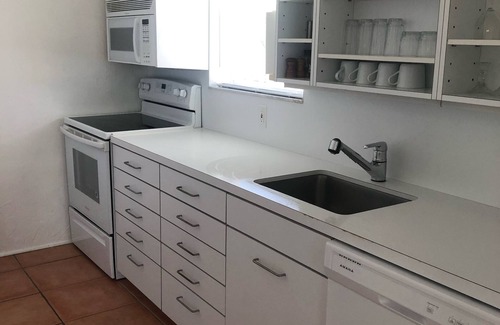 Lauderdale-by-the-Sea Villa | A solo unos minutos de la playa, amplio apartamento de 1 habitación y 1 baño, para 2 personas