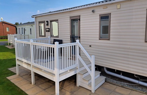 Par Casa | Just a stone's throw from Par Beach & its scenic coastal paths,