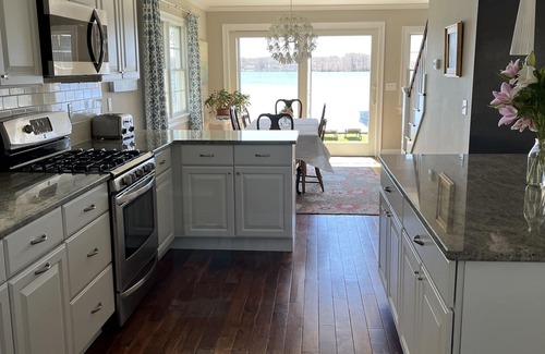 Centerville Casa | Just Add Water Cape Cod Waterfront home close to it all