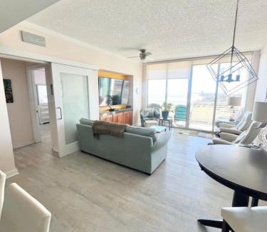 Biloxi Apartamento | Just Beachy Get-away
