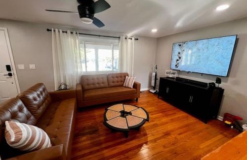 Milford Casa | Just like home w Pool & Pool table