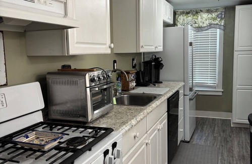 Bethlehem Casa | “Just Like Mom’s House” - close to downtown Bethlehem.