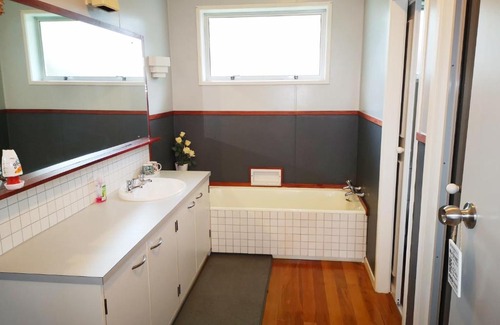 Springfield Casa | Just like your own house -Free gift per night