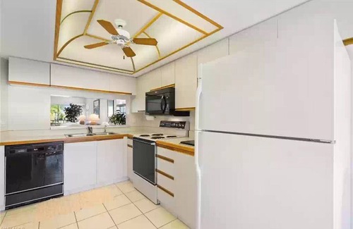 Gleneagles Condominio | A pocos minutos de 5th Ave y la gran playas en Nápoles