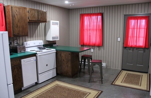 Loudonville Cabina | Just Nature...no phone, no TV, no Internet...no problem. - Dogs Welcome.
