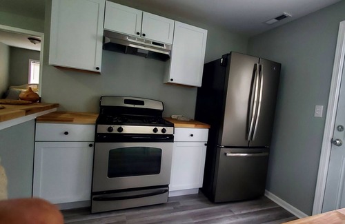Solon Mills Cabaña | Just Off The Lake Comfy Cottage