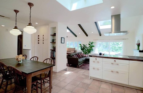 Soquel Casa | Just one mile from the beach, you'll find our charming and modern 3BR, 2BA house...