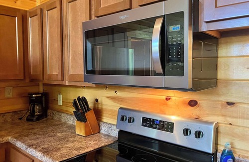 Slade Cabina | Just Right | RRG | Discounted Rates