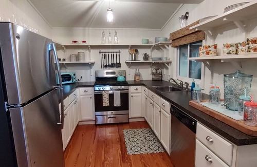 Mayfield Cabaña | Just steps away from the Great Sacandaga Lake! Walk to marinas and restaurants!