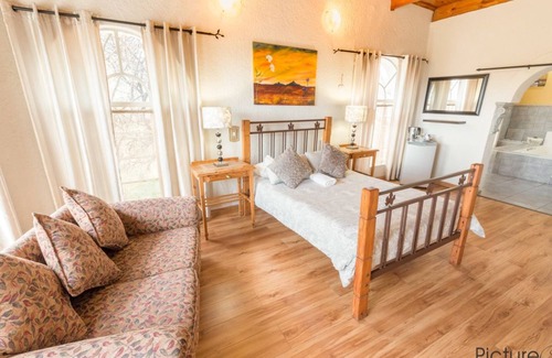 Potchefstroom Casa | Just Tiffany Guest House