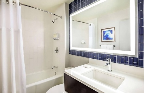 East Cambridge Hotel | Just What You Were Looking For! Near LEGOLAND Discovery Center Boston, w/ Pool!