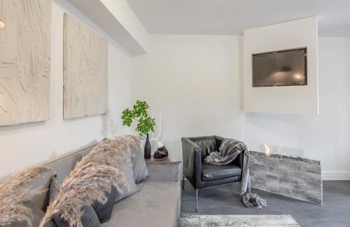 Branston Casa | Justaura Retreat