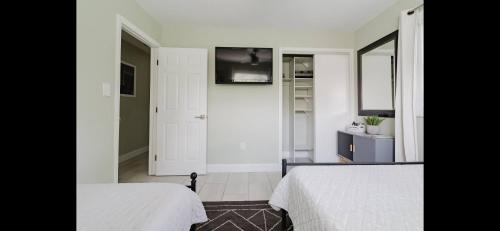 Bradenton Casa | Justins Guest Rooms