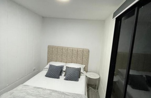 Rio Cuarto de Grecia Apartamento | Kèbi