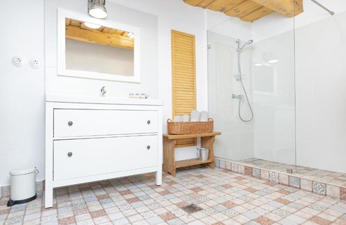 Holloko Apartamento | Kégli apartmanok és fürdőház Hollókő