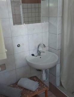 Badacsonyors Casa | Kéktúrás-Tóra Nyíló privát bérlemény