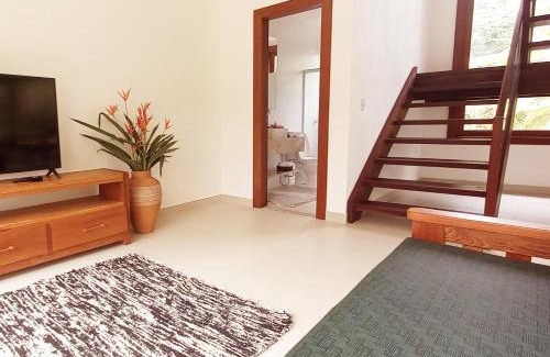 Marau Villa | Kíria's Village Beach House