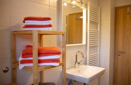 Untermunstertal Apartamento | Köpfchen-Ferienwohnungen – Wohnung Köpfle