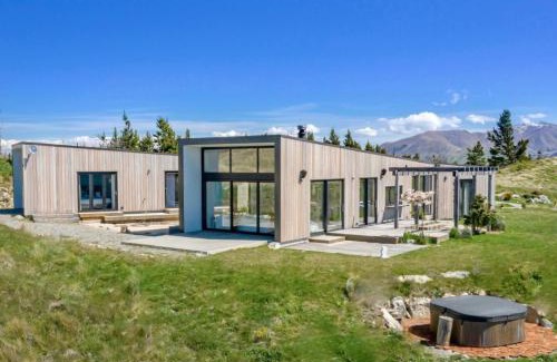 Ben Ohau Casa | Kārearea Lakehouse at Lake Pukaki