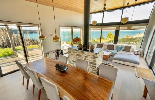 Ben Ohau Casa | Kārearea Lakehouse at Lake Pukaki