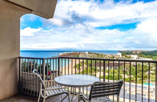 Kaanapali Apartamento | K B M Resorts- WH1-1218 Stunning Studio, whale watching, big ocean views, steps to beach