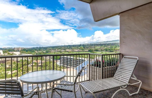 Kaanapali Apartamento | K B M Resorts- WH1-1218 Stunning Studio, whale watching, big ocean views, steps to beach