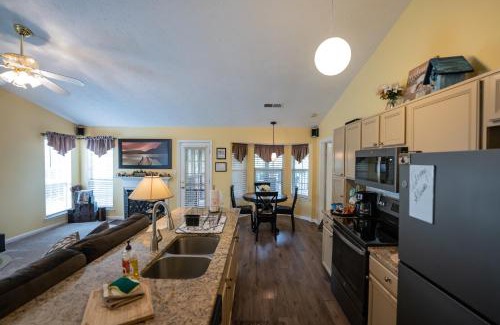 Lithonia Casa | K & C Mountain View Cottage