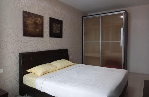 Taman Istana Apartamento | K. Riverfront apartment