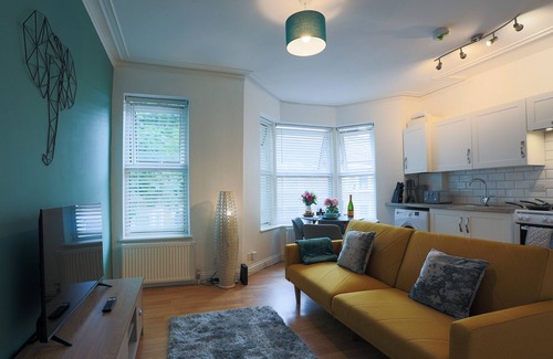 Southend-on-Sea Apartamento | K Suites - 2 BR Apt - 3 min walk from beach