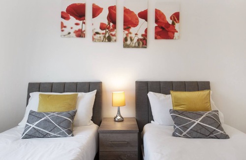 Hatfield Apartamento | K Suites - Central 2 bed Apt w/ free parking