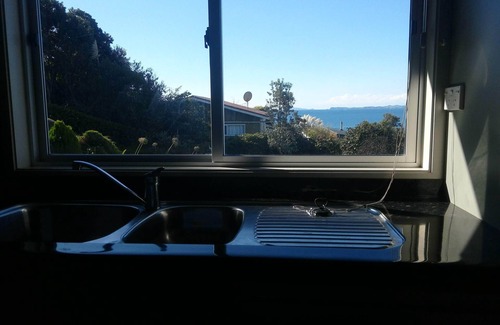 Rings Beach Cabaña | K West holiday home with pacific ocean and mercury views