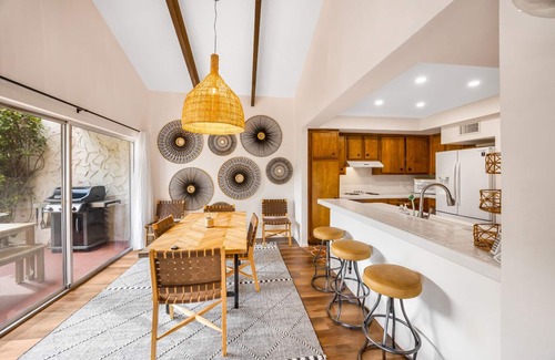 Araby Commons Condominio | K0239 - 2/2 ground level condo with large private foyer- Christopher Kennedy Des