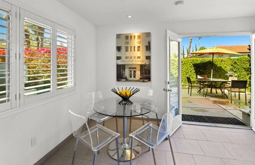Old Las Palmas Condominio | K1074 -Gorgeous Uptown Palm Springs Condo with Mountain Views!