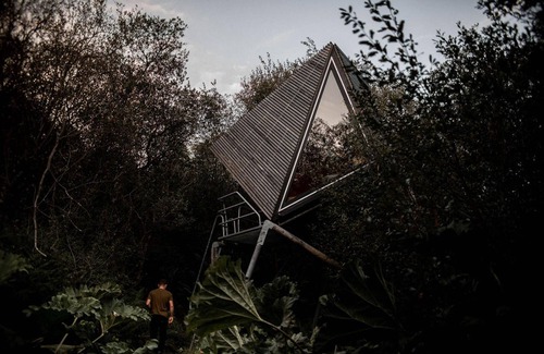 Tintagel Cabina | K2 Kudhva Treehouse Cabin for 2 in Tintagel