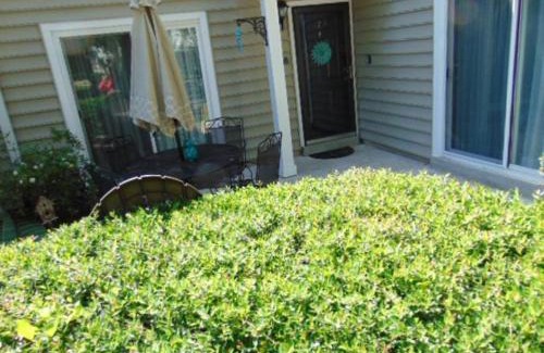 Demere Park Casa | K7 Family Friendly make some memories easy to access great outdoor space near playground
