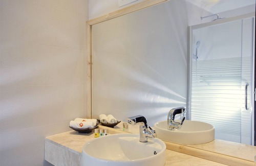 Maafushi Hotel | Kaani Beach Hotel